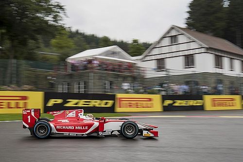 Leclerc tambi&eacute;n manda en la F2 bajo la lluvia de Spa
