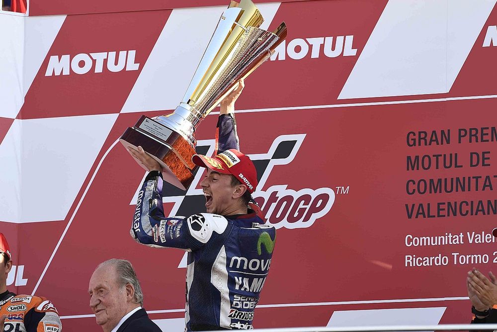 Podium: Ganador y campeón de MotoGP2015, Jorge Lorenzo, Yamaha Factory Racing