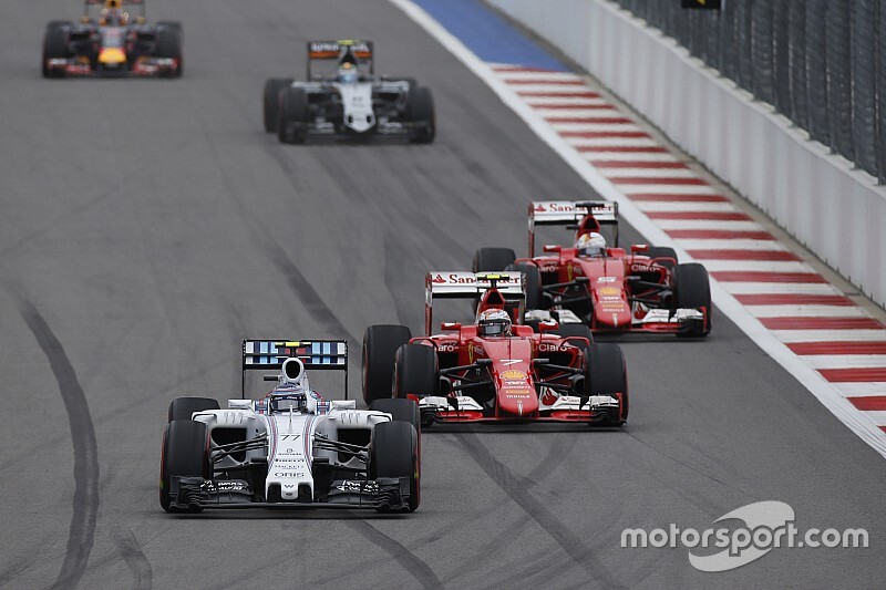 Räikkönen kiüti Bottast Szocsiban: jött is a kemény büntetés