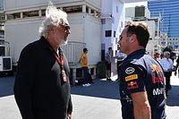 Briatore diz que cr&iacute;ticas da Red Bull a Alonso s&atilde;o "inaceit&aacute;veis"