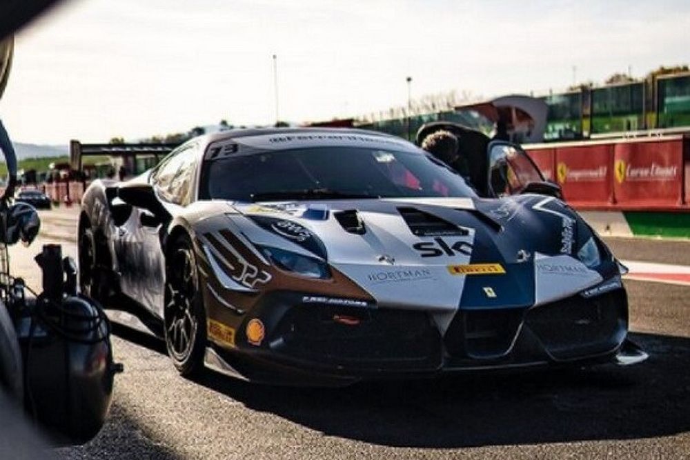 Ferrari Challange, Roman Ziemian