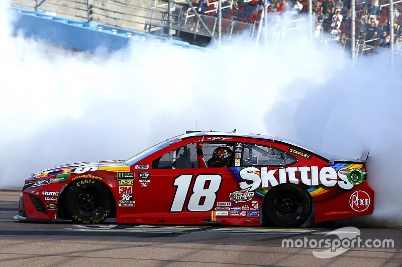 Race Winner, Kyle Busch, Joe Gibbs Racing, Toyota Camry SKITTLES