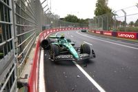 V&iacute;deo: accidente de Alonso cuando luchaba por puntos en Australia