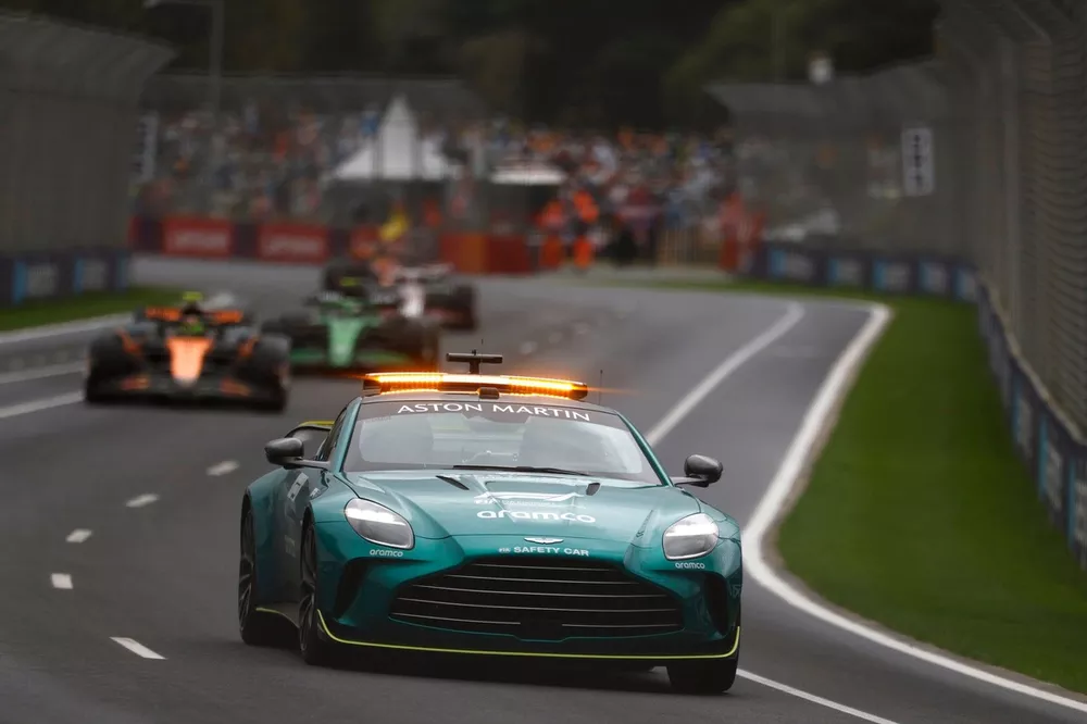 Safety car