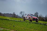 Lefebvre poza drogą