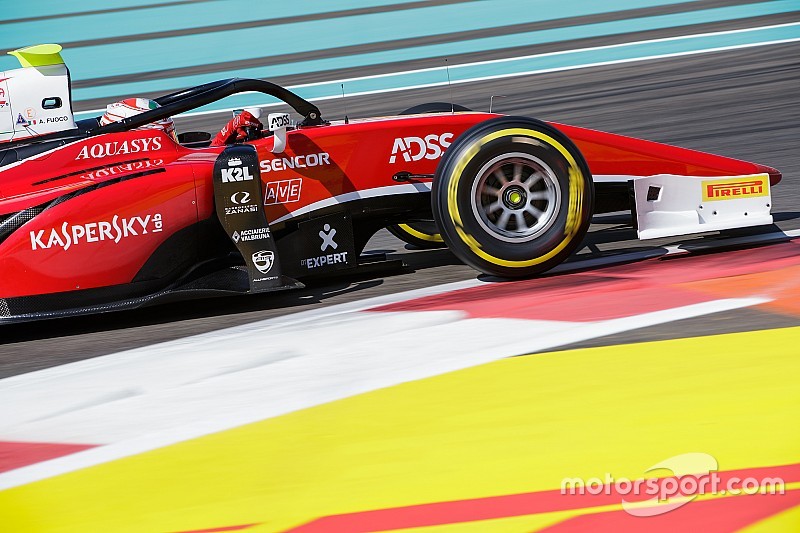 F2アブダビ・レース2:フォッコ、DRSトラブル追い風に逃げ切り。福住12位