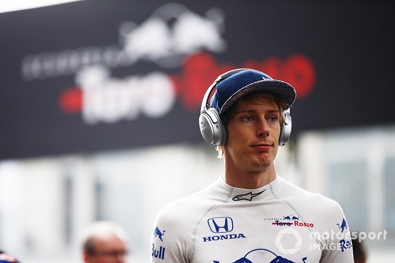 Hartley joins Ferrari as F1 simulator driver
