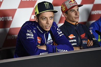 Rossi não aceita que “seu momento acabou”, diz chefe da Honda