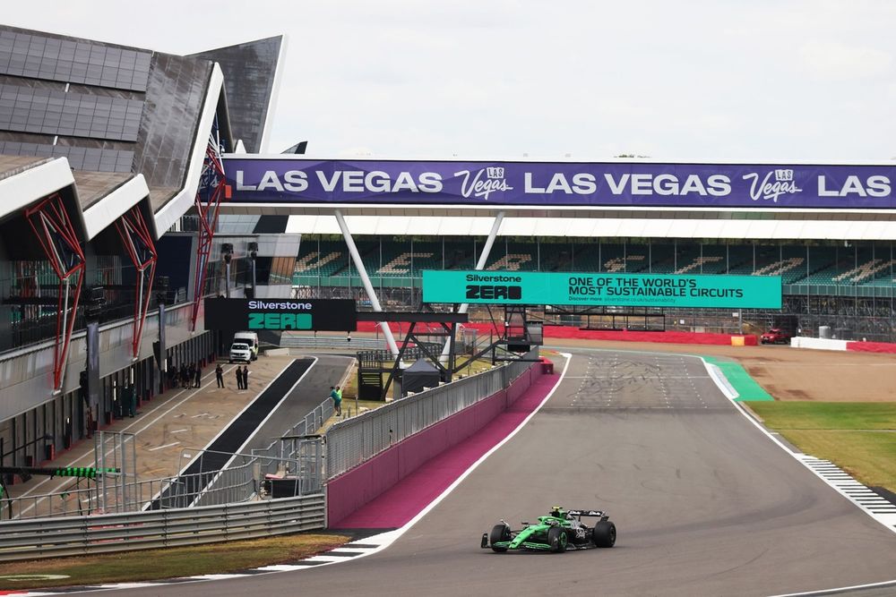 Gabriel Bortoleto, Sauber, Pirelli test Silverstone