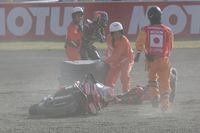 VÍDEO: Martín cai na sprint do Japão e fratura clavícula; espanhol será submetido a cirurgia 