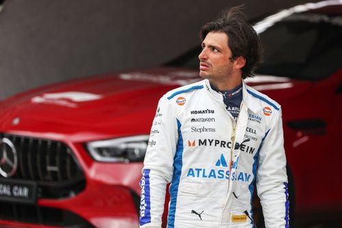 Sainz: Williams necesita un "gran cambio de filosof&iacute;a" para ser competitivo en 2026 