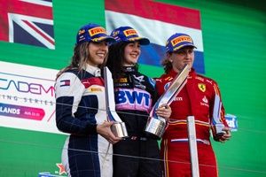 Weug remonta para ganar y Nerea Martí cierra la F1 Academy 2024 en podio