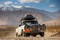 De Pek&iacute;n a Par&iacute;s en coche cl&aacute;sico, un rally &uacute;nico