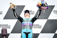 David Alonso gana el título de Moto3, primer campeón de la historia de Colombia