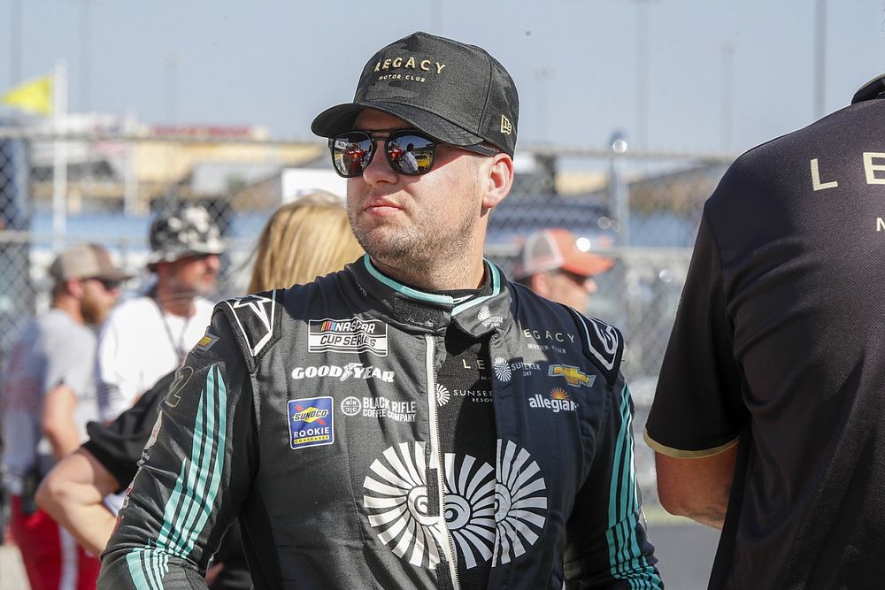 Noah Gragson, LEGACY MOTOR CLUB, Sunseeker Resort Chevrolet Camaro