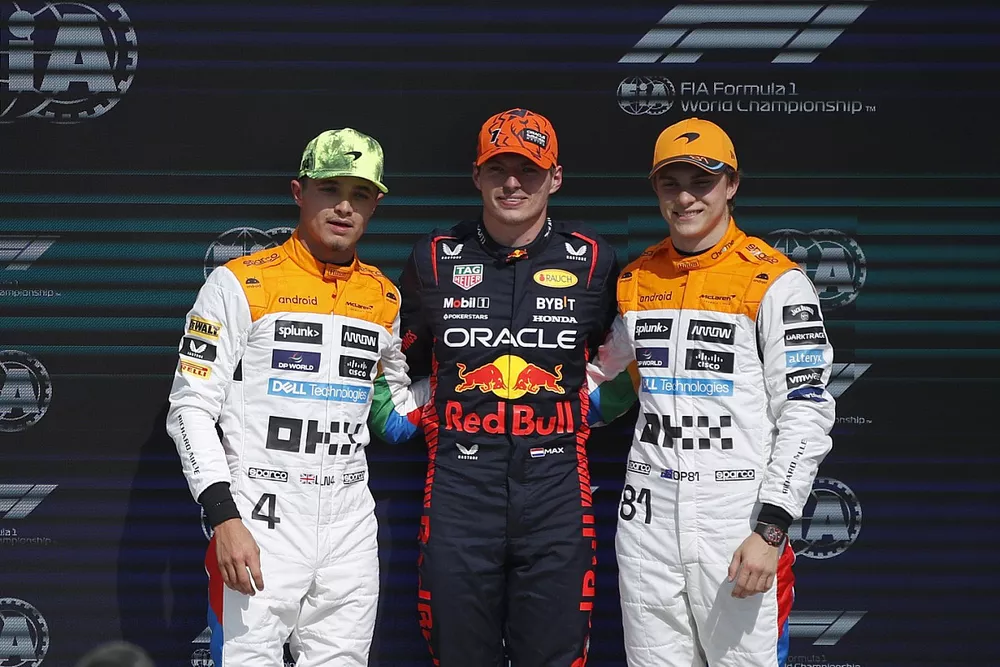 Top drie kwalificaties Lando Norris, McLaren, pole man Max Verstappen, Red Bull Racing, Oscar Piastri, McLaren