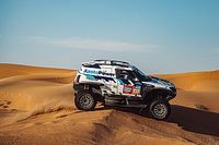 Hołowczyc walczy z b&oacute;lem  