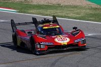 WEC Imola: Fuoco, pole con el #50 para encabezar un triplete de Ferrari