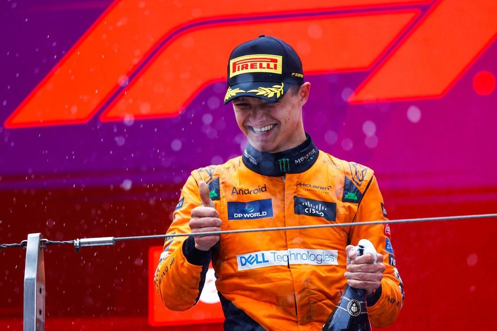 Podio: segundo Lando Norris, McLaren F1 Team