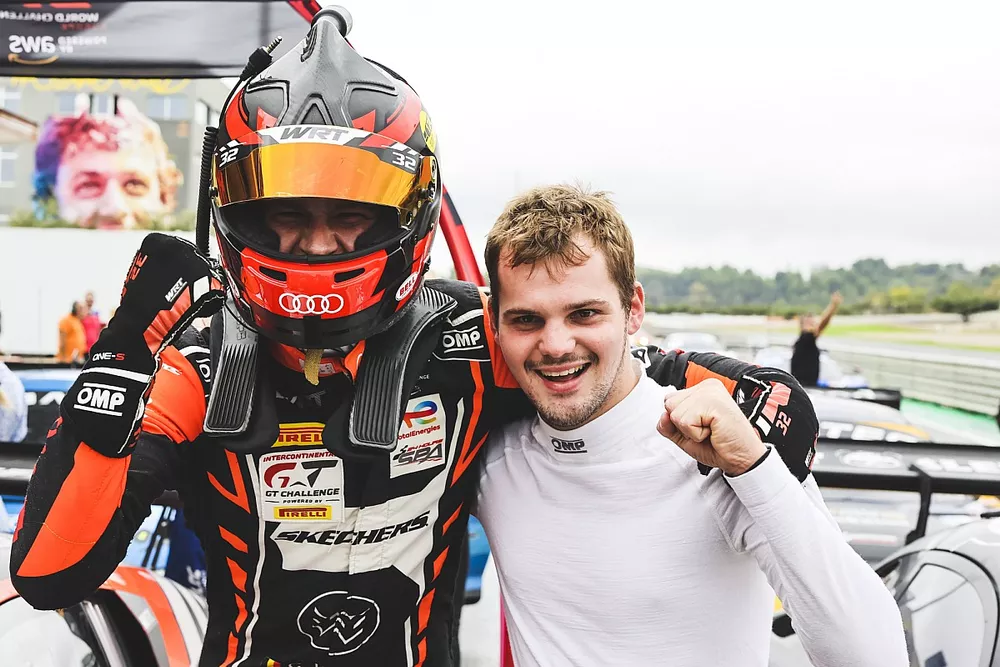 #32 Team WRT Audi R8 LMS evo II GT: Charles Weerts, Dries Vanthoor