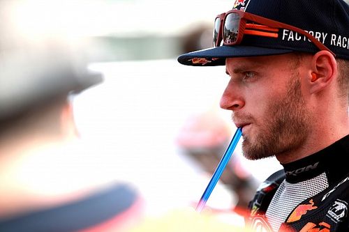 Binder tir&oacute; a Miller por ser "demasiado cerrado de mente"