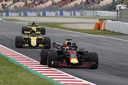 Renault pilotları, Red Bull'un Honda'ya geçmesinden endişe duymuyor