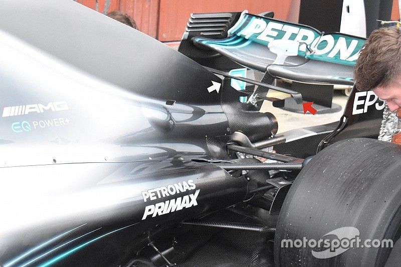 Mercedes GP W09 parte posterior