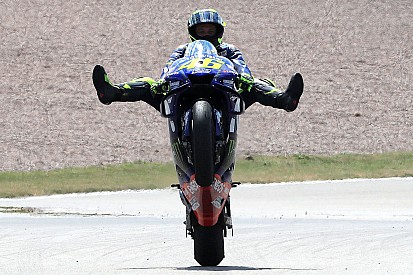 Valentino Rossi im Interview: Rituale, Konkurrenz & schöne Frauen