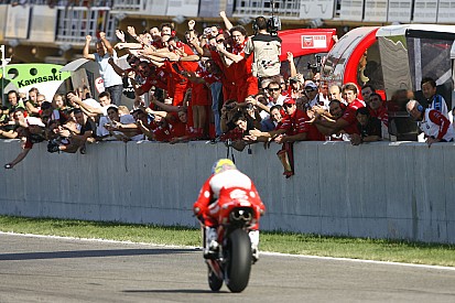 7 pilotos que solo ganaron una carrera de MotoGP