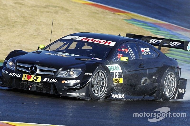 Robert Kubica testa o Mercedes DTM