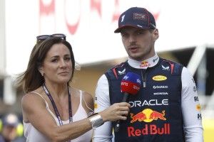 F1: Quando Ecclestone 'salvou' uma repórter de constrangimento