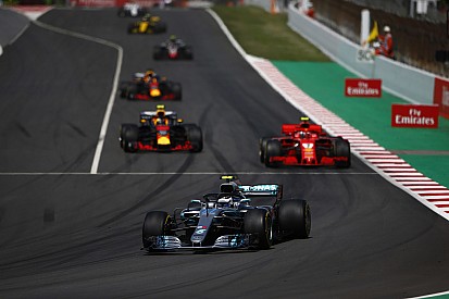 Marko: Pirelli, Mercedes'in talebi üzerine lastikleri değişti