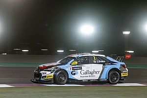 Chilton gana en Qatar y Bjork ampl&iacute;a su liderato en el WTCC