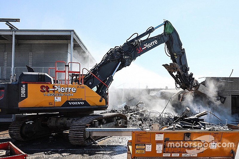 Montreal pits demolished as building work begins