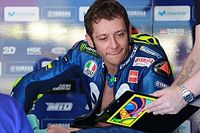 Rossi renova com Yamaha e permanece na MotoGP até 2020