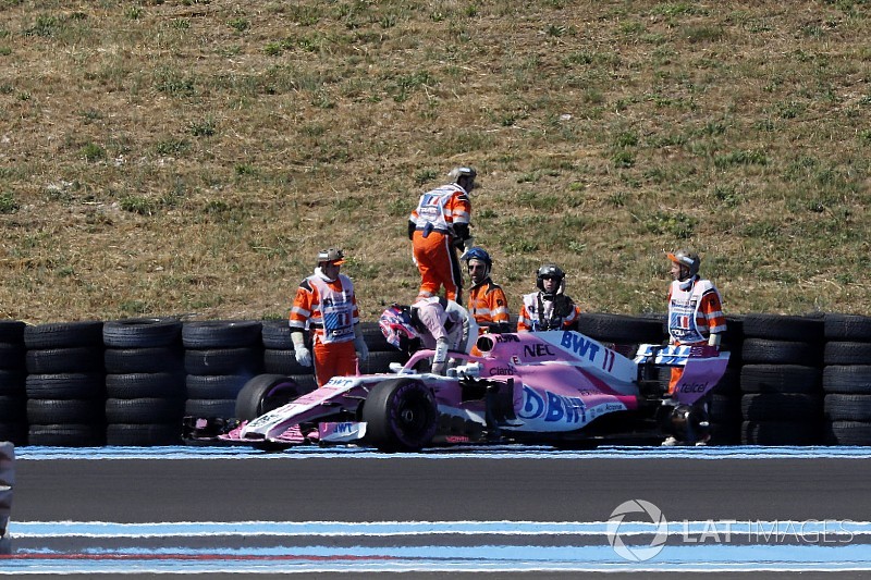 La FIA investiga la pérdida de la rueda de Checo Pérez
