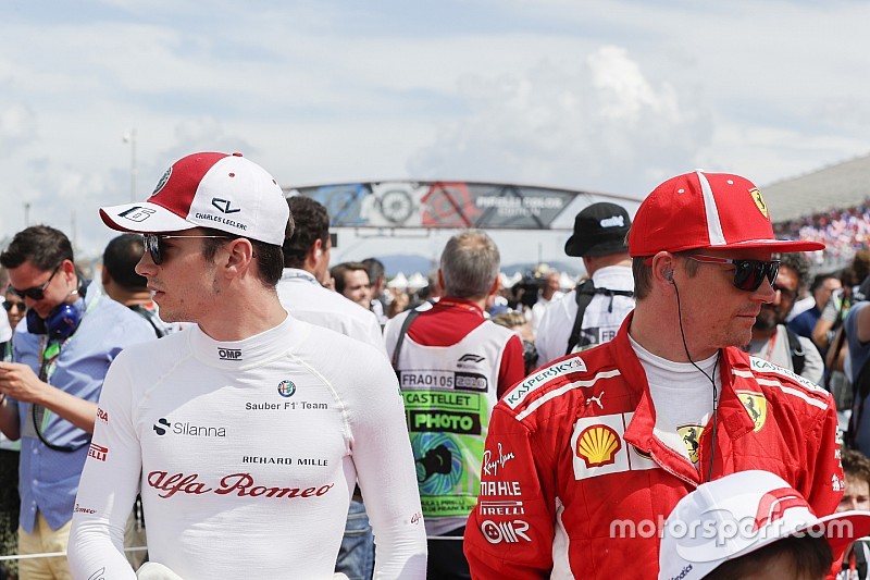 Villeneuve nem engedné el Räikkönent a Ferrari helyében