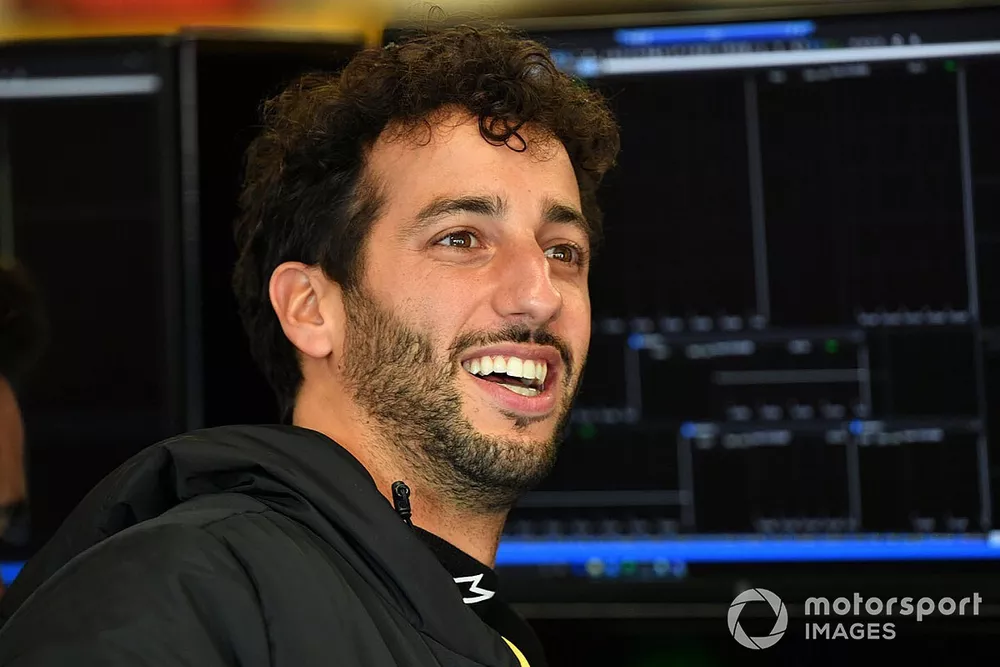 Sim Racing Rabbit Hole Images F1 news: Daniel Ricciardo avoided sim racing “rabbit hole”