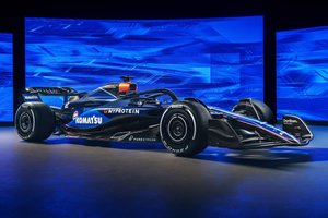 日本の建設機械メーカー・コマツ、ウイリアムズF1と複数年