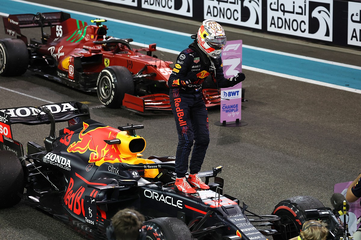 【HONDA】ホンダ 第2期 F1活動 全記録公式解説本  A DECADE HONDA】ホンダ 第2期 F1活動 全記録公式解説本 A DECADE - メルカリ