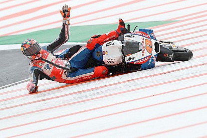 Galería: la lluvia marca el inicio del GP de la Comunitat Valenciana