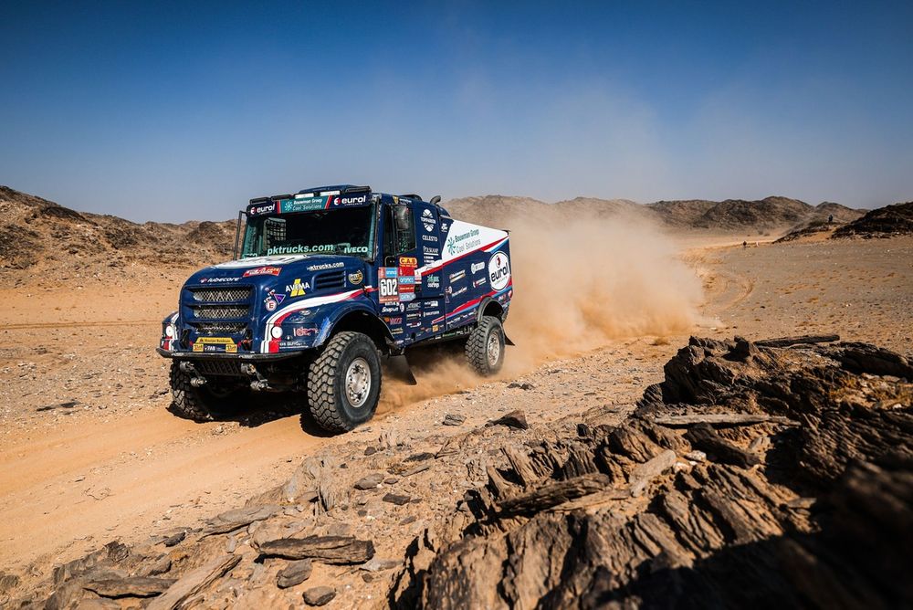 #602 Eurol Rallysport Iveco: Mitchel Van Den Brink, Jarno Van De Pol, Moises Torrallardona