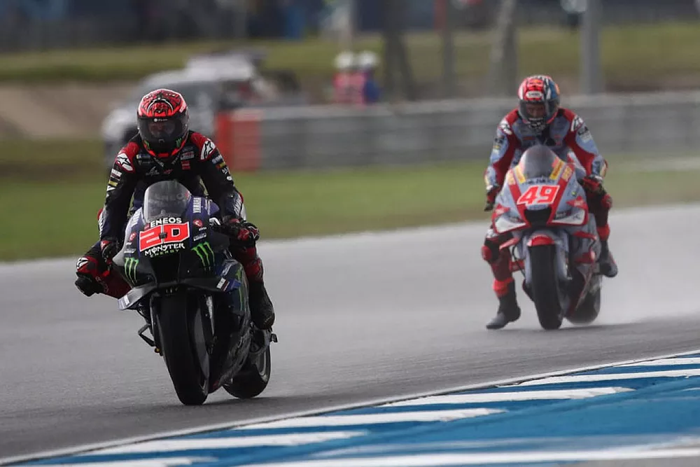 Fabio Quartararo, Yamaha Factory Racing MotoGP, et Fabio Di Giannantonio, Gresini Racing