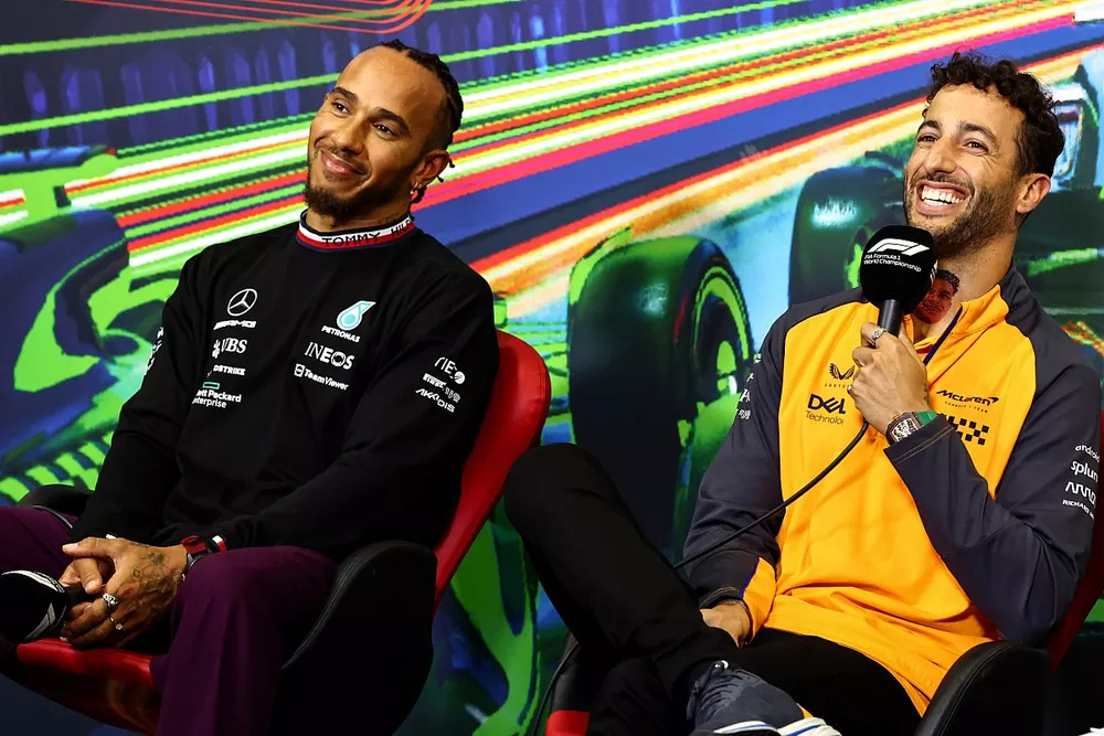 Lewis Hamilton, Mercedes AMG Daniel Ricciardo, McLaren 