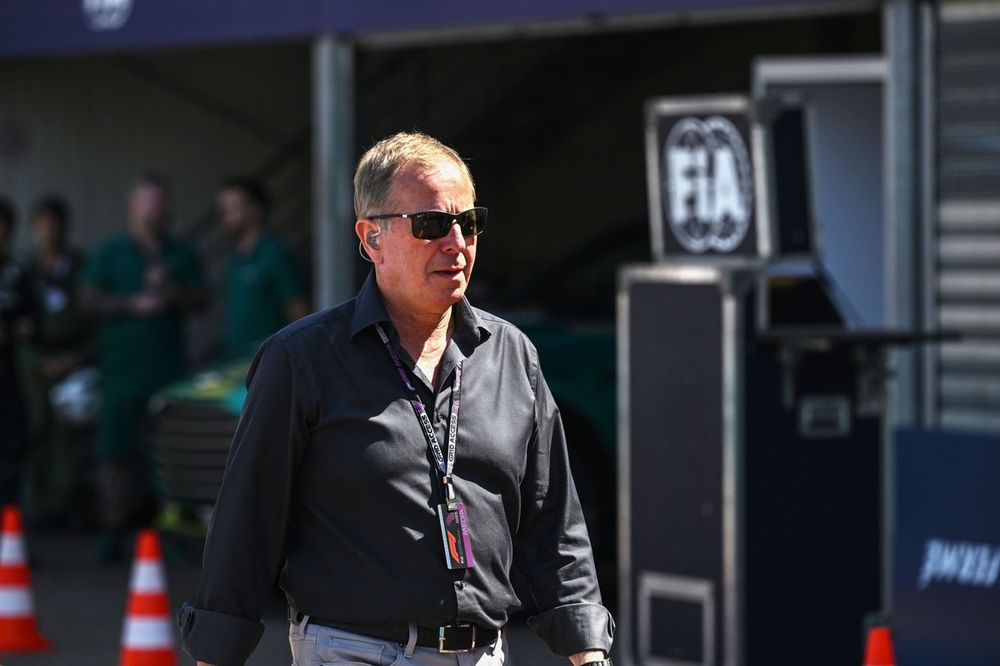 Martin Brundle Apologizes to Lewis Capaldi for Awkward Grid Walk Snub