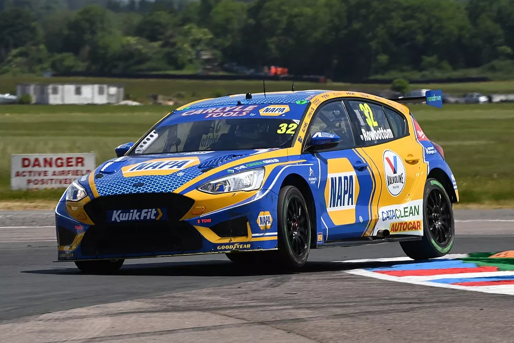 Daniel Rowbottom, NAPA Racing UK Ford Focus ST 