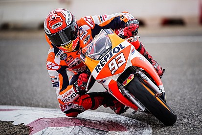 Marquez's injury still "problematic" on bike return