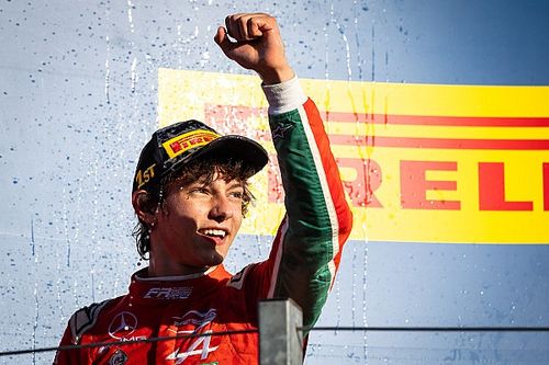 Szybki awans juniora Mercedesa