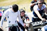 No apto para sensibles: Correa muestra sus huesos fracturados