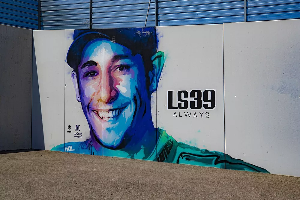 Luis Salom 39 Tribute